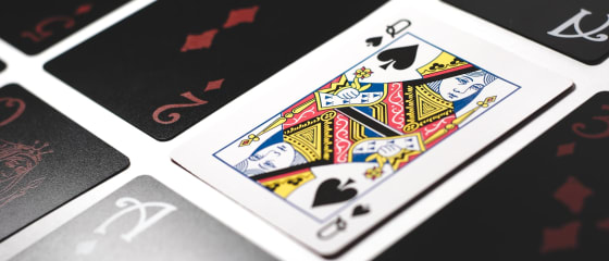 អ្វីដែលអ្នកត្រូវការដើម្បីបង្កើតយុទ្ធសាស្រ្ត Poker តាមអ៊ីនធឺណិត